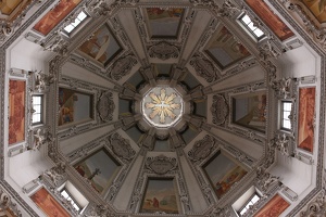 Ceiling Dom